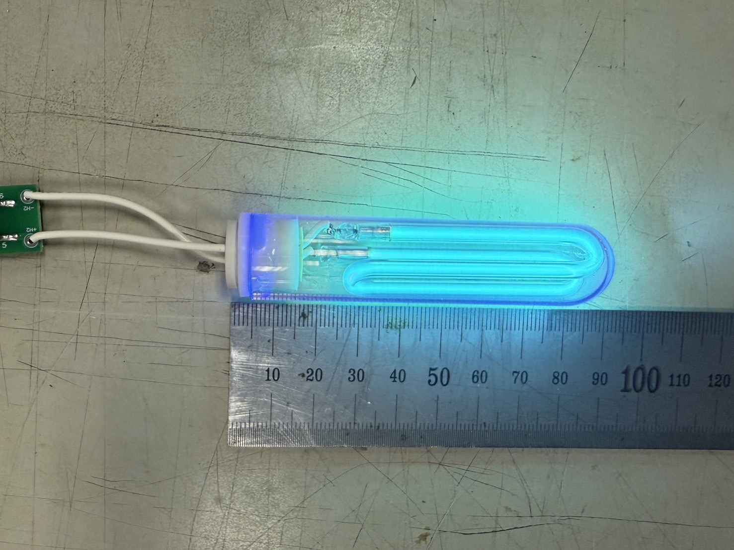 "コンパクト冷陰極殺菌ランプインバーター外付け"